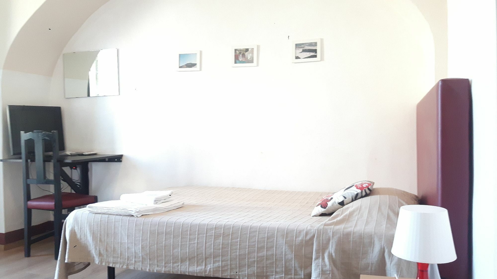 Da Gianni E Lucia With Bathroom In The Center Gasthof 2*