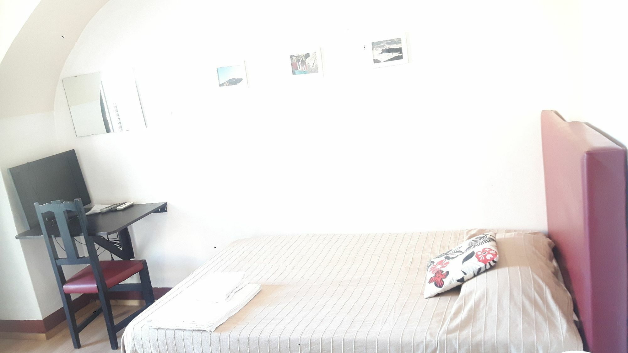 Da Gianni E Lucia With Bathroom In The Center Gasthof Catania