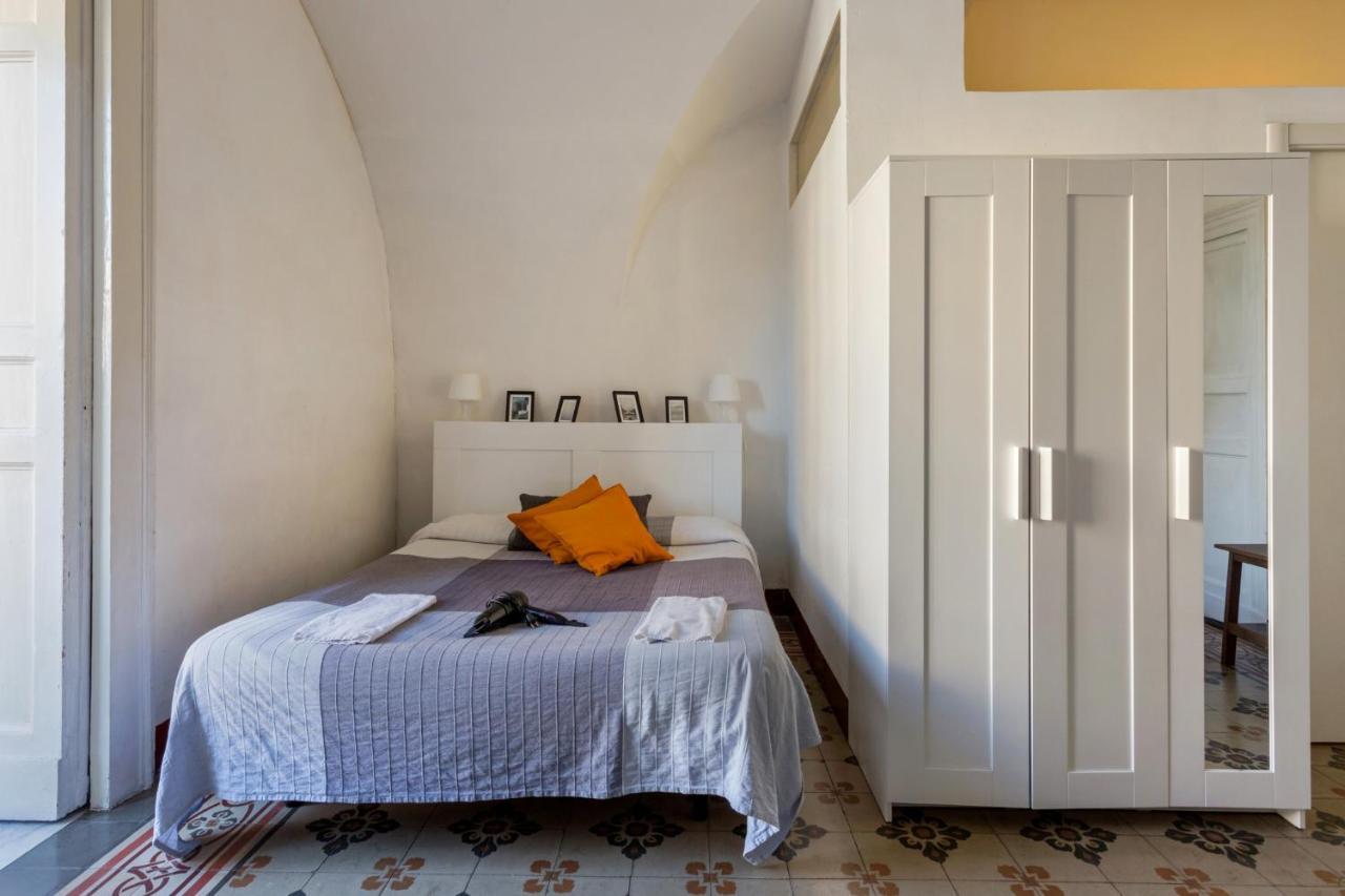 Da Gianni E Lucia With Bathroom In The Center Gasthof Catania