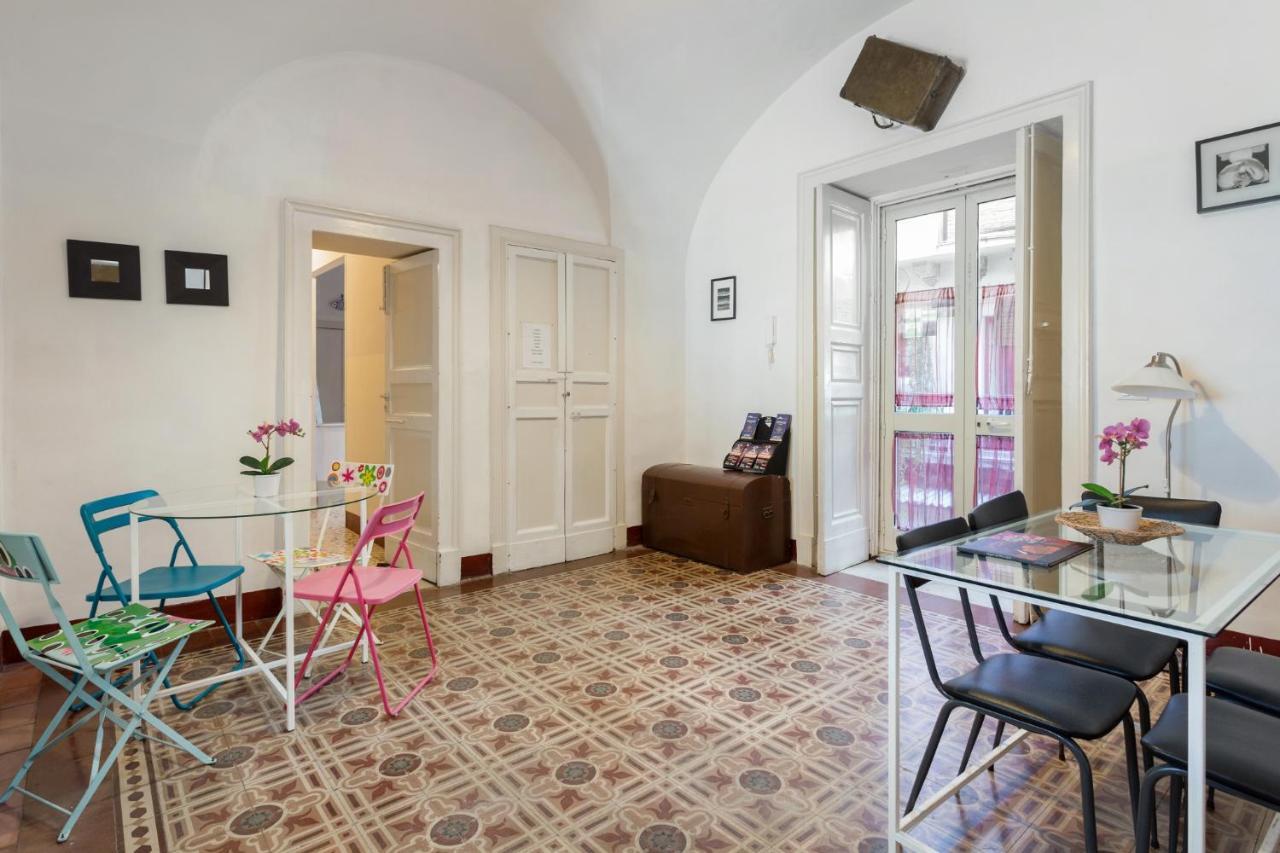 Da Gianni E Lucia With Bathroom In The Center