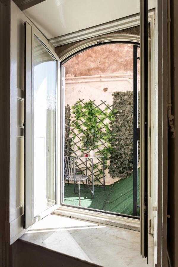 Da Gianni E Lucia With Bathroom In The Center 2*